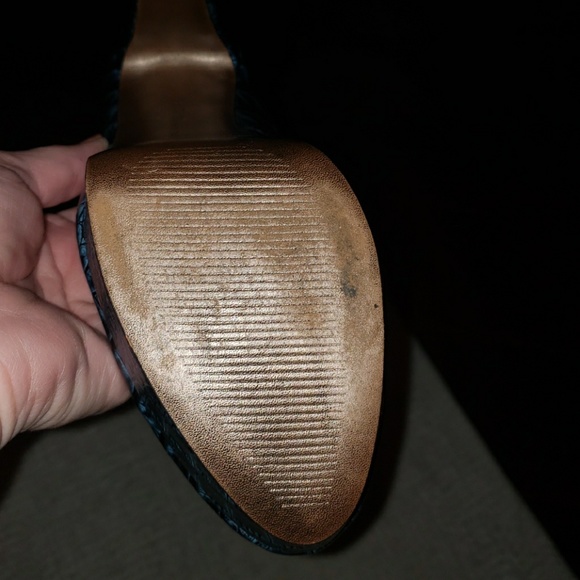 BCBGeneration High Heels - Picture 3 of 4